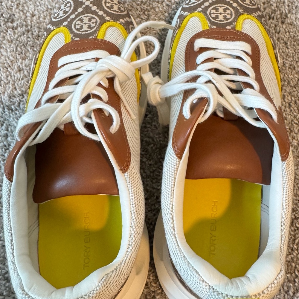 Tory Burch Good Luck Cream and Brown Sneakers with Chunky Silhouette - Picture 14 of 15